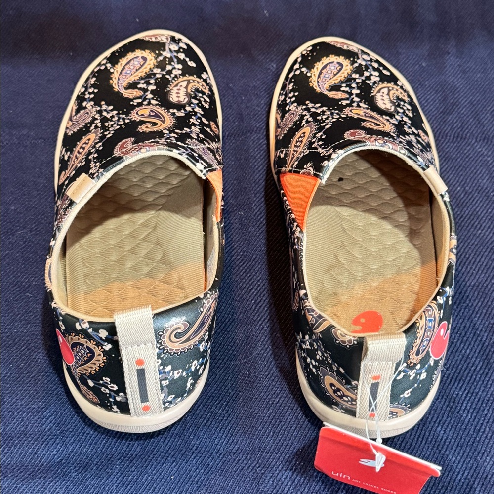 UIN Women Paisley Slip-On Mules in Navy with Orange Accents - Picture 5 of 8